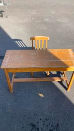 Twee oude schoolbankjes plus 1 stoeltje, Antiek en Kunst, Ophalen