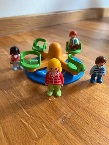 Playmobile 1 2 3 draaimolen beschikbaar voor biedingen