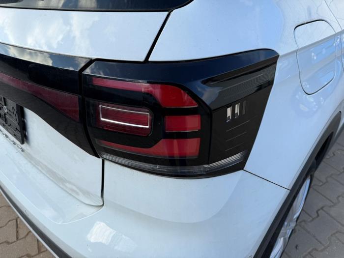 Achterlicht rechts van een Volkswagen T-Cross, Autos : Pièces & Accessoires, Éclairage, Volkswagen, Utilisé, 3 mois de garantie