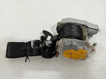 VEILIGHEIDSGORDEL RECHTS VOOR Hyundai i20 (888701J830) beschikbaar voor biedingen