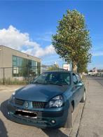 Renault clio 2003, Auto's, Renault, Voorwielaandrijving, Stof, Overige kleuren, Particulier