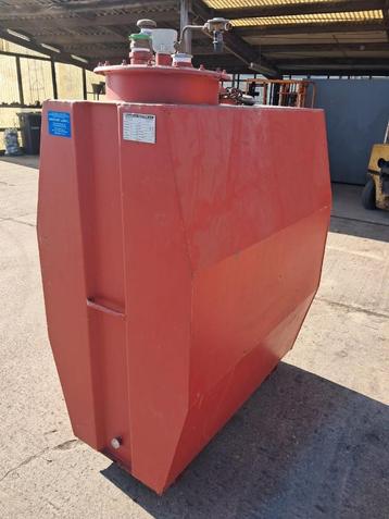 Mazouttank 1100 liter dubbelwandig met mangat, Ophalen of Verzenden