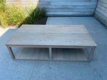 Salontafel in massief eik van Charrell beschikbaar voor biedingen