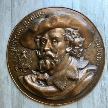 Paulus Rubens 63 cm grote geknede koperen wandplaat beschikbaar voor biedingen