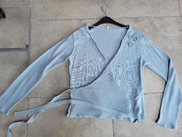 Mooie blauwe cache-coeur gilet mt Large beschikbaar voor biedingen