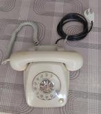 Oude grijze telefoon met draaischijf, Ophalen of Verzenden, Zo goed als nieuw, Met draaischijf