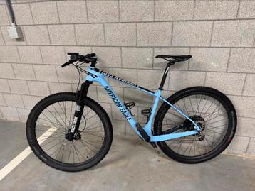 American Eagle MTB maat M met Roval carbon wielen beschikbaar voor biedingen