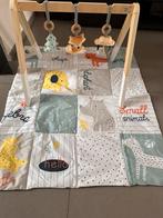 Portique en bois Petite Amelie et tapis neuf Verbaudet, Enfants & Bébés, Mobile, Utilisé