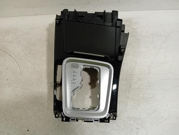 MIDDENCONSOLE Kia Ceed Sportswagon (CDF) (84631J7900) beschikbaar voor biedingen