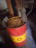 Eeuwenoud vat met pomp, Auto's, Overige Auto's, Particulier, Te koop