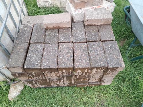 Gratis klinkers, Tuin en Terras, Tegels en Klinkers, Gebruikt, Klinkers, Beton, Minder dan 5 m², Ophalen