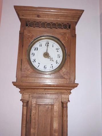 Horloge ancienne, Enlèvement