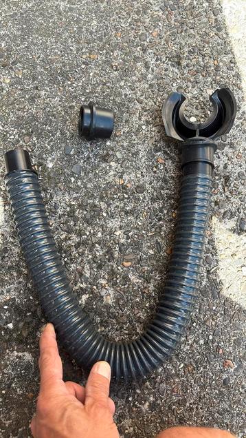 Overloop regentonnen  diameter 40mm beschikbaar voor biedingen