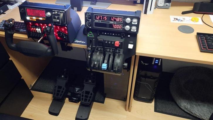 Flight Simulation Hardware, Computers en Software, Joysticks, Zo goed als nieuw, Ophalen