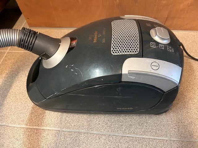 Aspirateur Miele, Electroménager, Aspirateurs, Utilisé, Aspirateur, Sac à poussière, Enlèvement