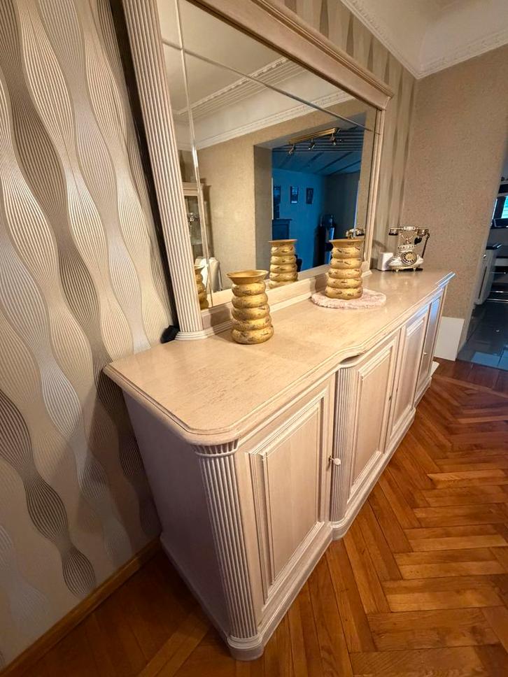 Buffet en bois massif (cerisier) avec miroir fabrication FR, Maison & Meubles, Armoires | Dressoirs, Comme neuf, Cerisier, Enlèvement