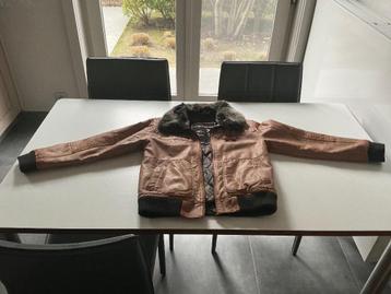Lichtbruine lederen jas maat 146/152, Kinderen en Baby's, Ophalen of Verzenden, Zo goed als nieuw, Jongen, Jas