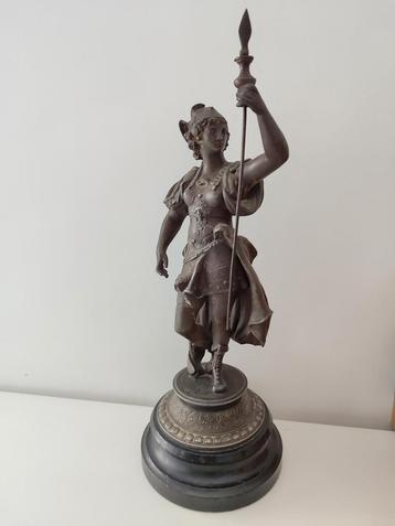 Beeld Griekse godin Athena in zinklegering uitzicht brons beschikbaar voor biedingen