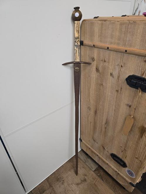 Antiek zwaard met benen heft, Verzamelen, Militaria | Algemeen, Ophalen of Verzenden
