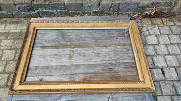 Groot gegoten houten frame
