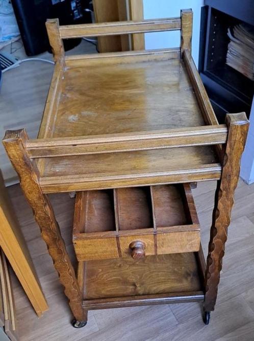 Desserte en bois des années 70, Huis en Inrichting, Tafels | Sidetables, Gebruikt, 25 tot 50 cm, 50 tot 100 cm, Rechthoekig, Overige materialen