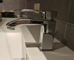 2 chromen wastafelmengkranen, Ophalen