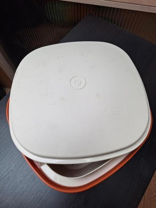 Tupperware Siebservierer of serveerwonder, Huis en Inrichting, Keuken | Tupperware, Gebruikt, Oranje, Ophalen of Verzenden