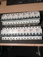 Elektrisch materiaal huishoudelijke elektriciteit, Doe-het-zelf en Bouw, Ophalen, Schakelaar