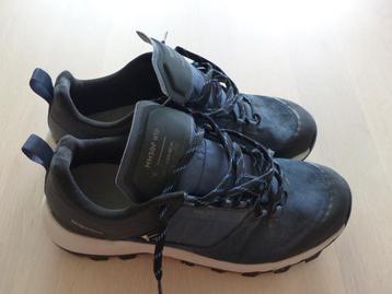 Wandelschoenen maat 44 beschikbaar voor biedingen