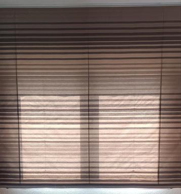 2 jaloezieën (180 cm x 160 cm) beschikbaar voor biedingen