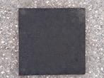 222 Zwarte rubber tegels 50x50x5, NU €4,25, Weidegang
