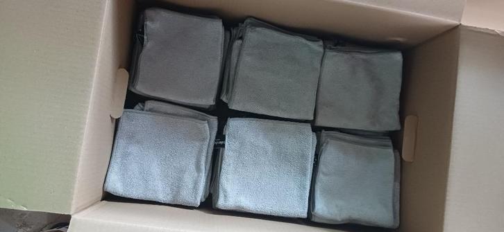 Microvezeldoeken te koop (100 stuks op voorraad), Huis en Inrichting, Schoonmaakartikelen, Ophalen
