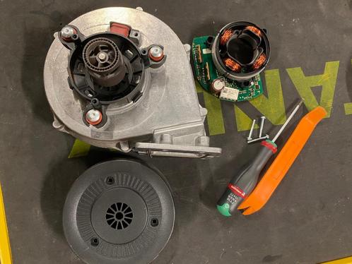 Type: RG130/0800-3612-031111 Ventilator CV Verwarming GAS, Doe-het-zelf en Bouw, Verwarming en Radiatoren, Zo goed als nieuw, Cv-ketel of Combi-ketel