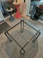Vintage design tafel, Huis en Inrichting, Tafels | Eettafels, 50 tot 100 cm, Vier personen, Zo goed als nieuw, Ophalen