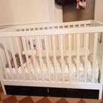 lit de bébé avec tiroirs et matelas matériaux naturels, Enfants & Bébés, Chambre d'enfant | Lits, Comme neuf, Moins de 140 cm