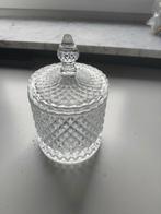 Bonboniere, Ophalen, Zo goed als nieuw