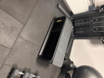 Technogym Multibench Nieuwprijs €1450 beschikbaar voor biedingen