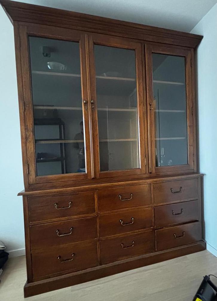 Mooie eiken vitrinekast van Flamant, Huis en Inrichting, Kasten | Vitrinekasten, Zo goed als nieuw, Eikenhout, Ophalen