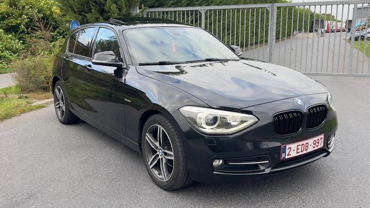 BMW 116d  Sport 2014 Automaat NAVI Schuifdak Gekeurd VVK, Auto's, BMW, Particulier, 1 Reeks, ABS, Airbags, Airconditioning, Alarm