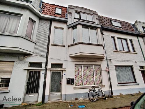Appartement te huur in Eeklo, 2 slpks, Immo, Huizen te huur, Appartement, C