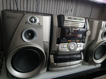 hifi met speakers sharp with subwoofers cd werk niet  beschikbaar voor biedingen