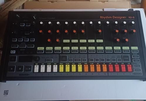 Behringer RD-8 Rhythm Designer (MK I) (808 clone), Muziek en Instrumenten, Drumcomputers, Zo goed als nieuw, Overige merken, Ophalen of Verzenden