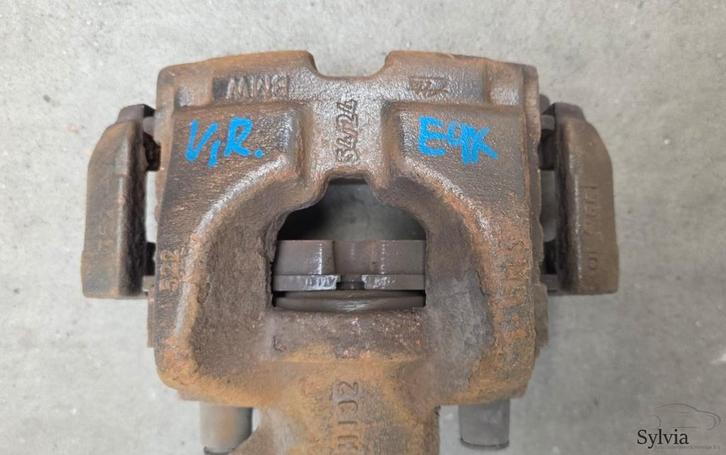 Remklauw remzadel rechts voorzijde 5424 BMW 1 / 3 serie E81, Auto-onderdelen, Remmen en Aandrijving, Gebruikt, Ophalen of Verzenden