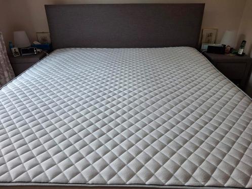 Boxspring te koop., Huis en Inrichting, Slaapkamer | Boxsprings, Gebruikt, 180 cm, 200 cm, Tweepersoons, Bruin, Ophalen