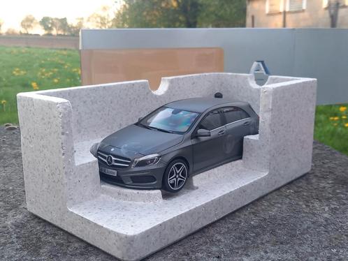 Mercedes A-Klasse W176 2012 Mountaingrau magno 1/18 Norev, Hobby en Vrije tijd, Modelauto's | 1:18, Nieuw, Auto, Norev, Ophalen of Verzenden