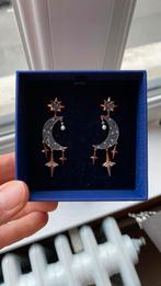 Swarovski oorbellen, Handtassen en Accessoires, Oorbellen, Overige materialen, Hangers, Ophalen of Verzenden, Zo goed als nieuw