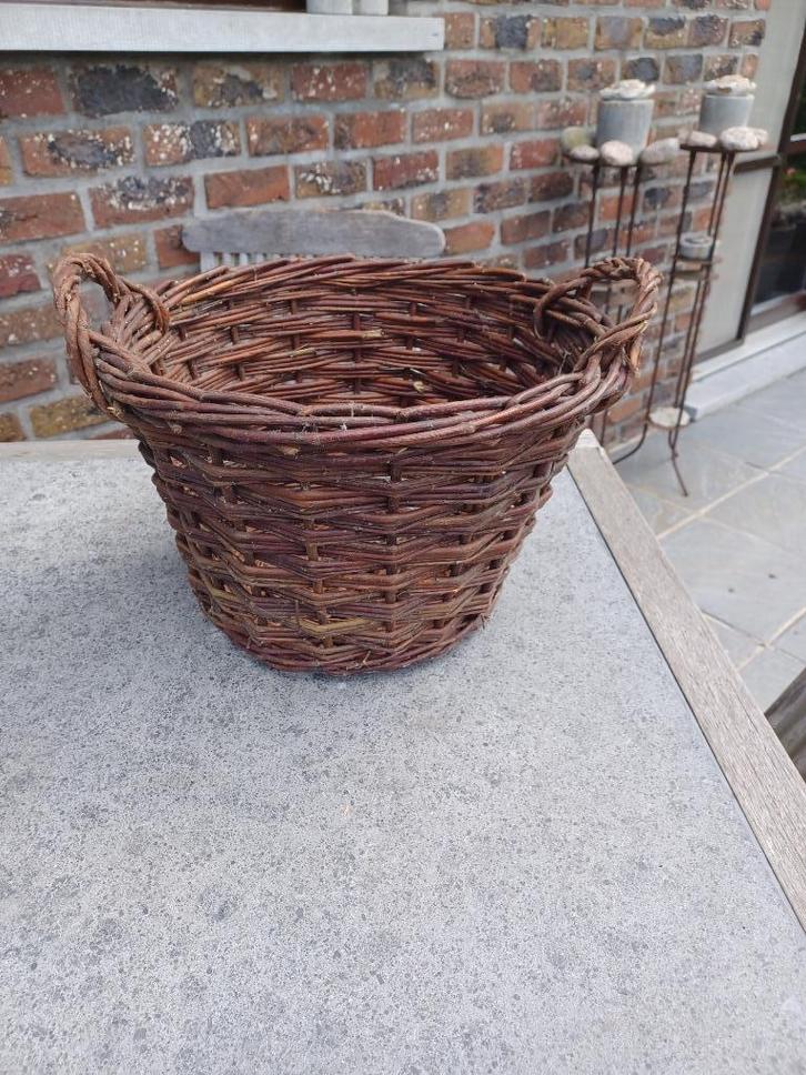 assortiment manden, Huis en Inrichting, Woonaccessoires | Schalen en Manden, Zo goed als nieuw, Mand, Overige vormen, Riet, Ophalen