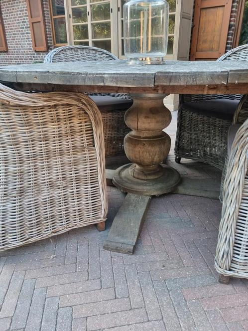 Oude eiken tuintafel met stoelen, Tuin en Terras, Tuinsets en Loungesets, Zo goed als nieuw, Ophalen of Verzenden