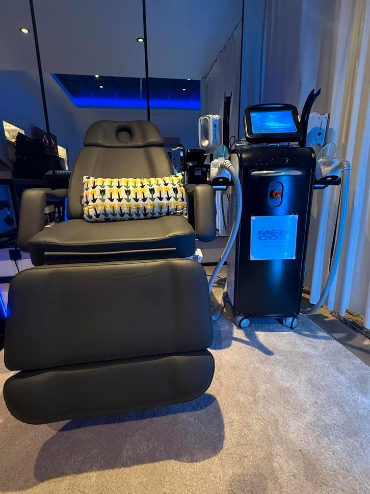 Cryolipolyse aparaat 4 koppen, Sports & Fitness, Produits de santé, Wellness & Bien-être, Comme neuf, Enlèvement