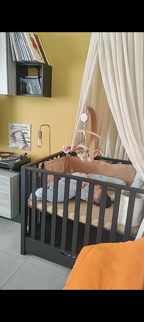 Babypark babybox TWF zwart met alle toebehoren, Kinderen en Baby's, Babyparken, Zo goed als nieuw, Lade, Ophalen